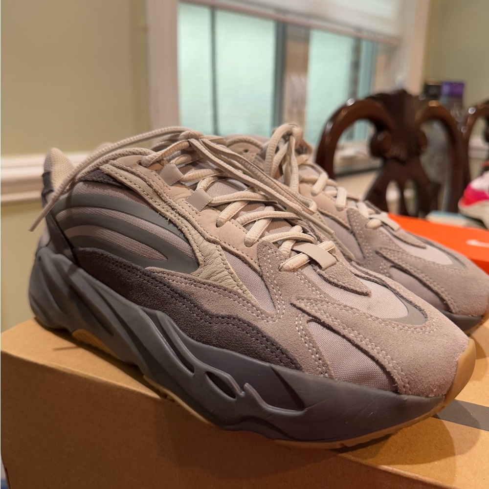 Adidas Yeezy Boost 700 V2 Sneakers - Taupe